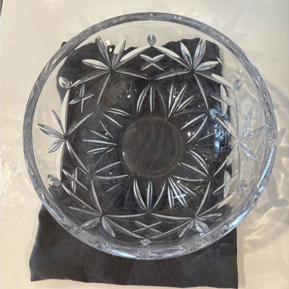 🏡Tiffany & Co Clear Cut Crystal Glass Serving Bowl